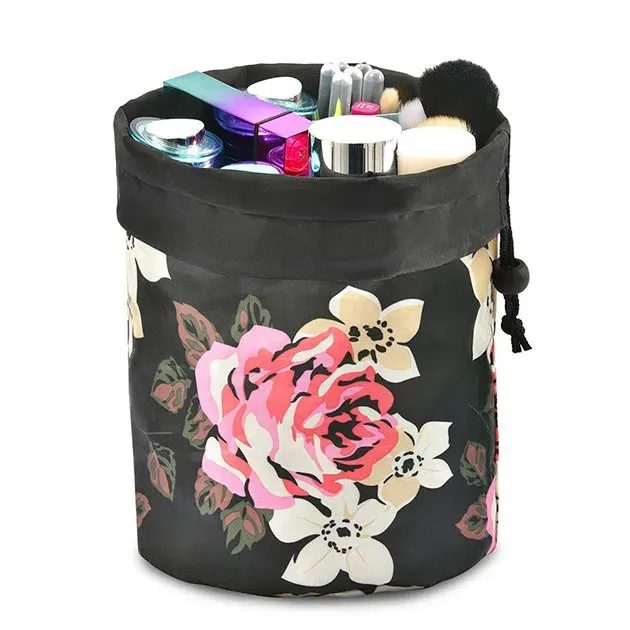 Daudzfunkcionālas ceļojumu kosmētikas somas