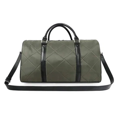 Pret plīsumiem izturīga ceļojumu īpaši viegla soma